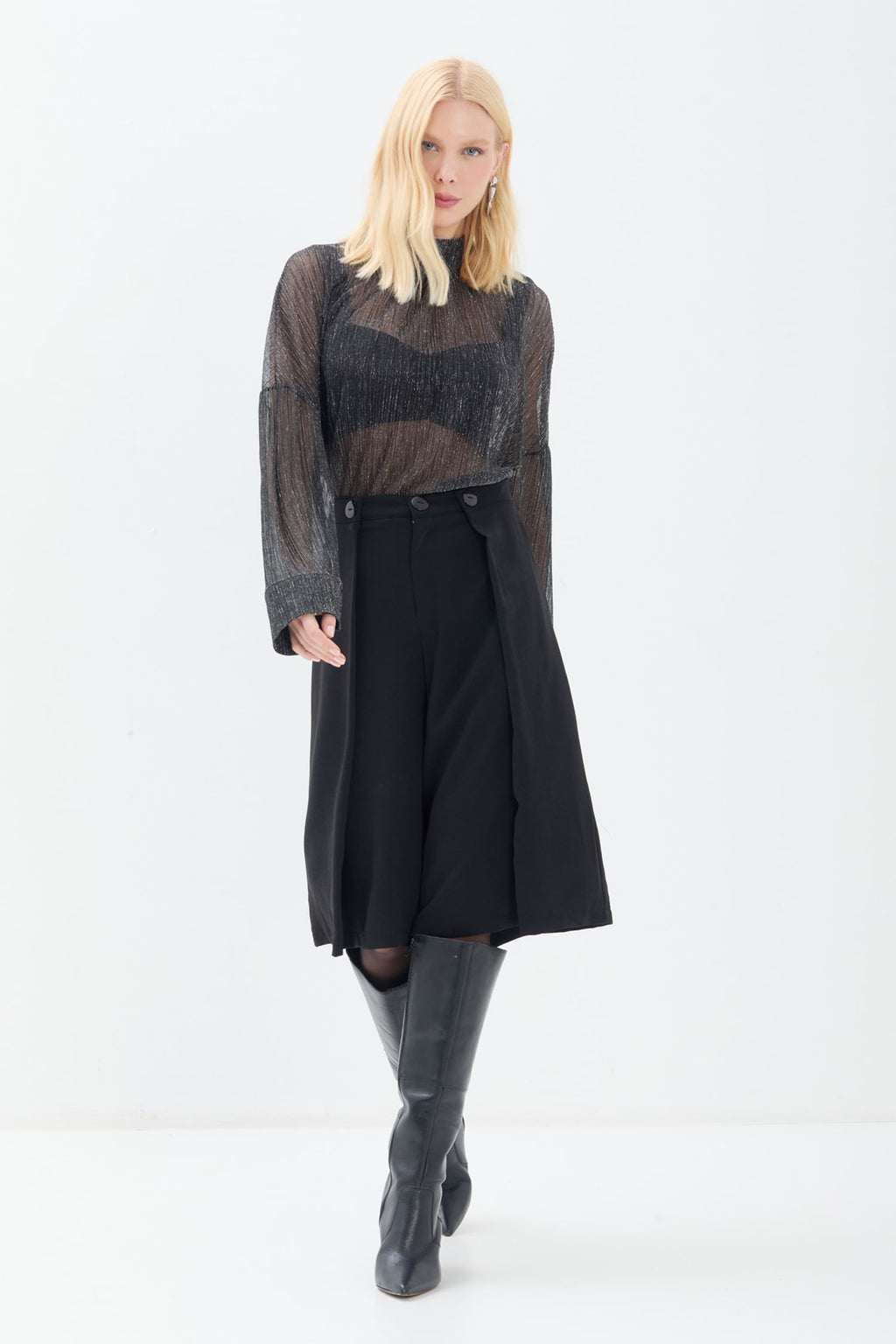 Blusa Manga Longa Tule Lurex ACT Feminina Preto C/ Prata