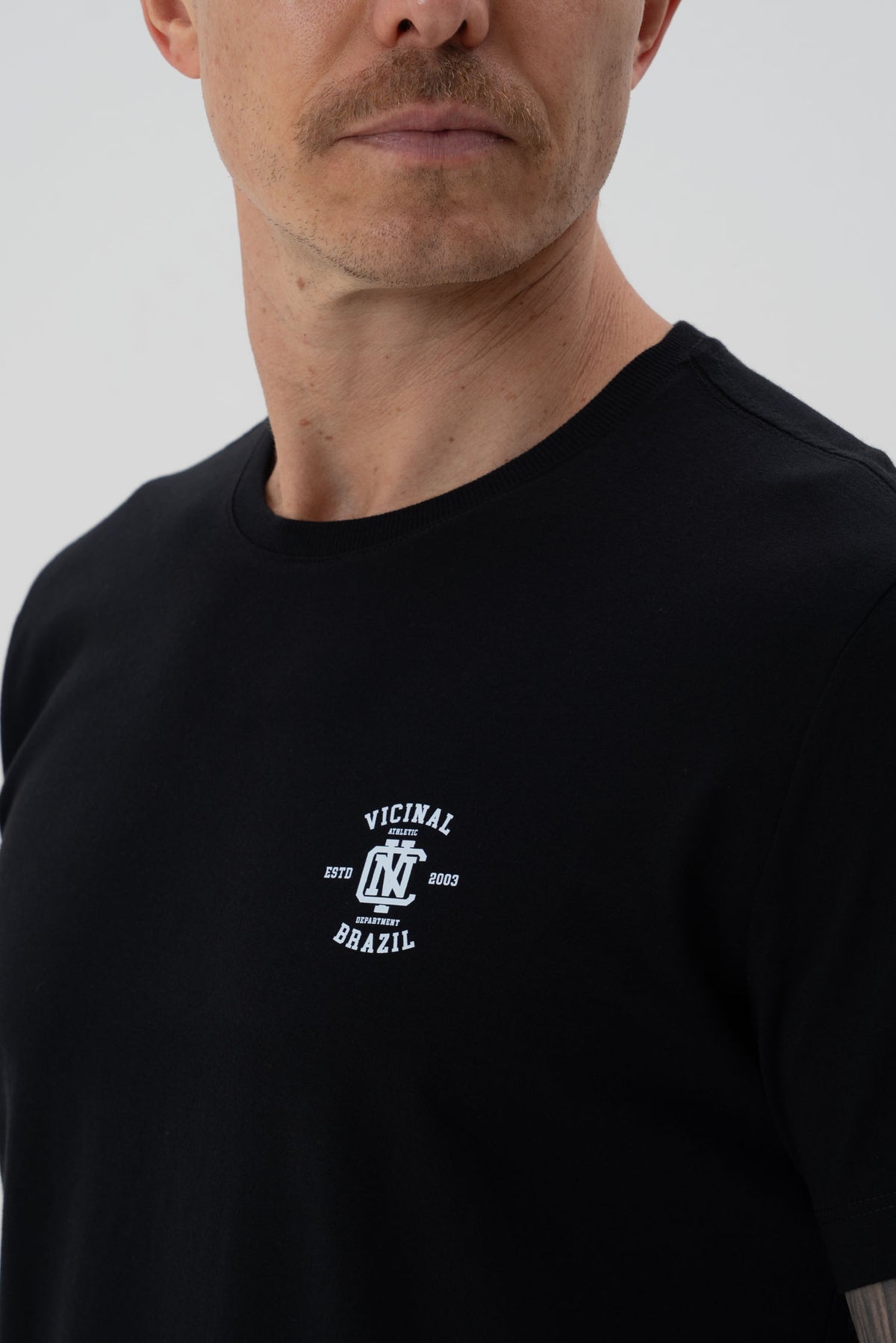 Camiseta Básica Classic Masculinoa Vicinal Preto