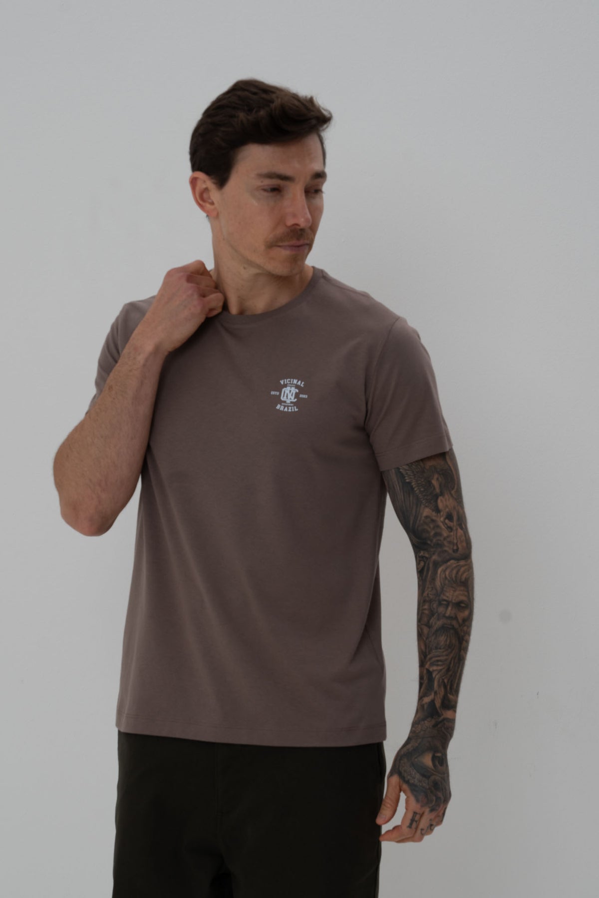Camiseta Básica Classic Masculinoa Vicinal Capuccino