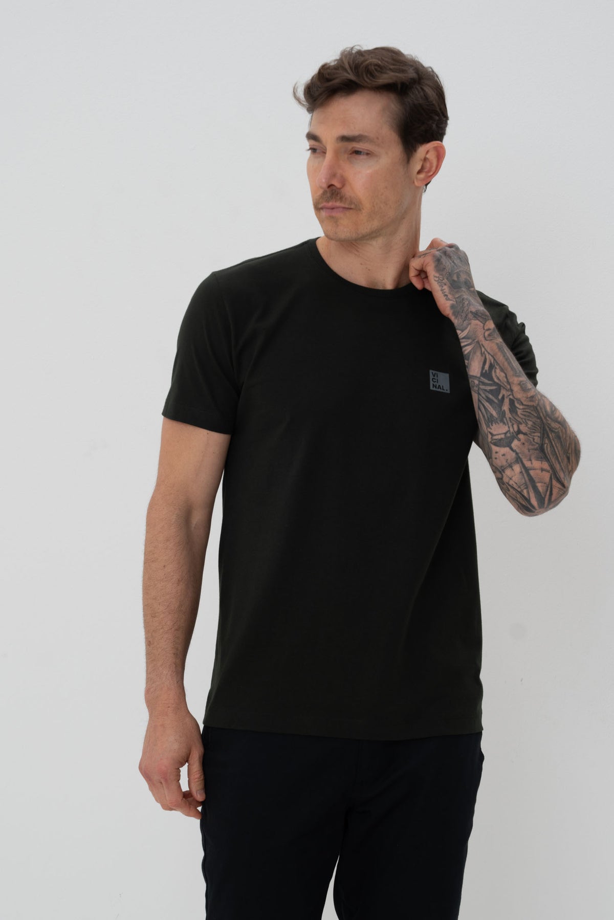 Camiseta Classic Gola Redonda Masculina Vicinal Verde Folhagem