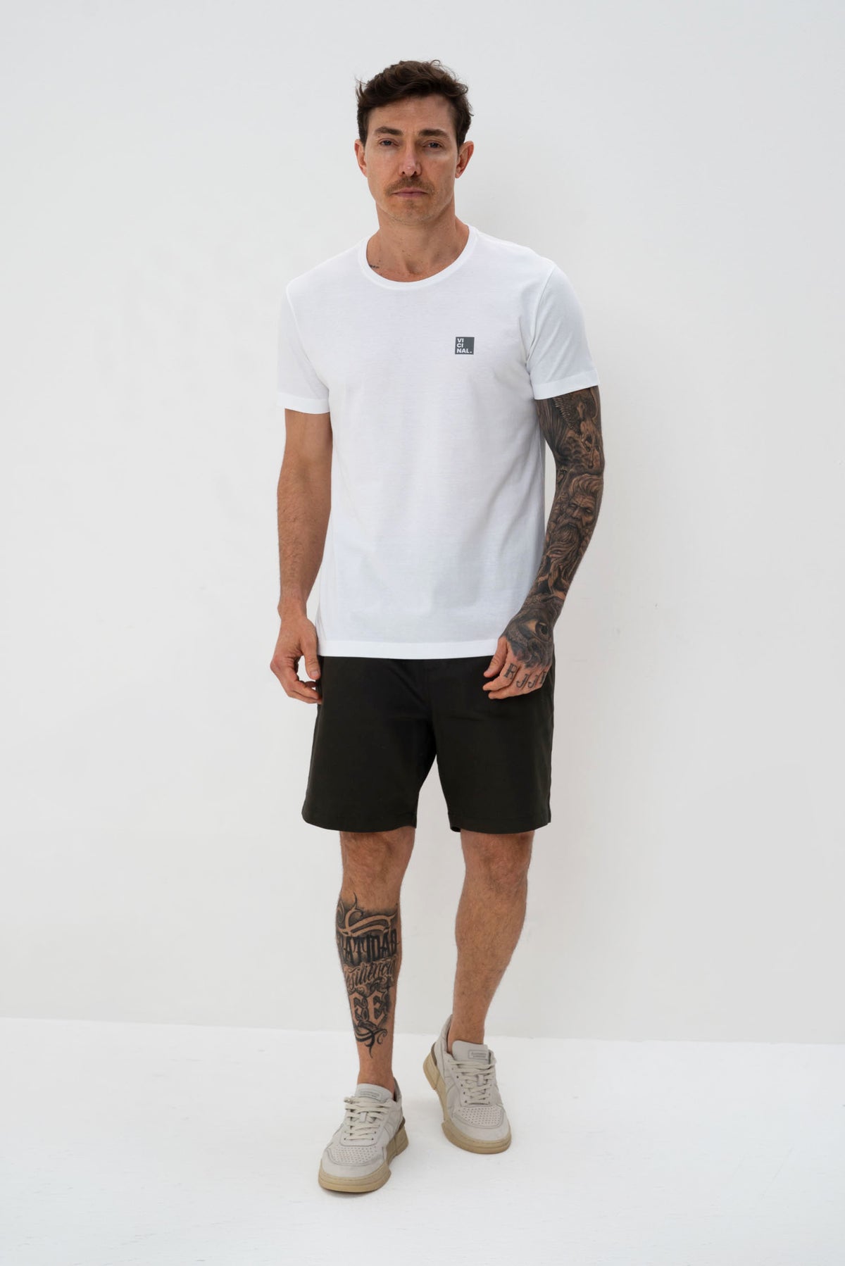 Camiseta Classic Gola Redonda Masculina Vicinal Off White Marfim