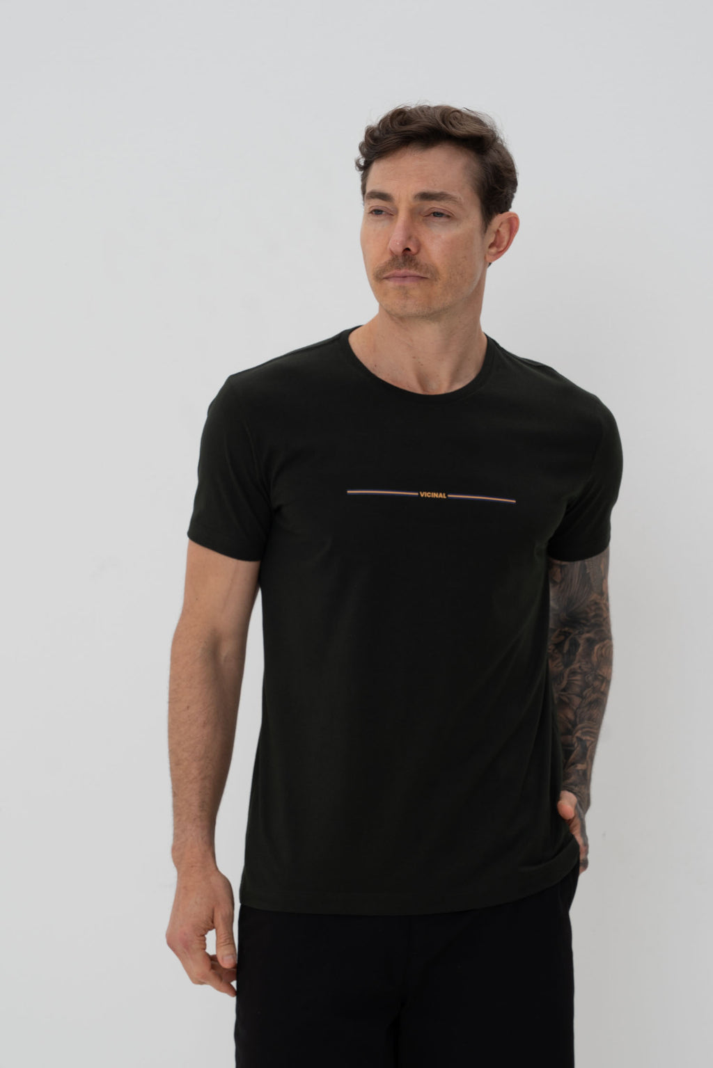 Camiseta Classic Masculina Vicinal Verde Folhagem