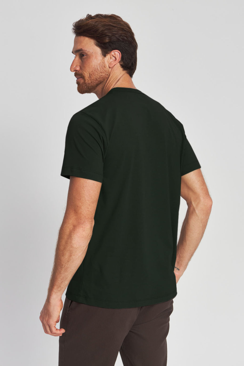 Camiseta Minimalista Masculina Acostamento Verde Folhagem