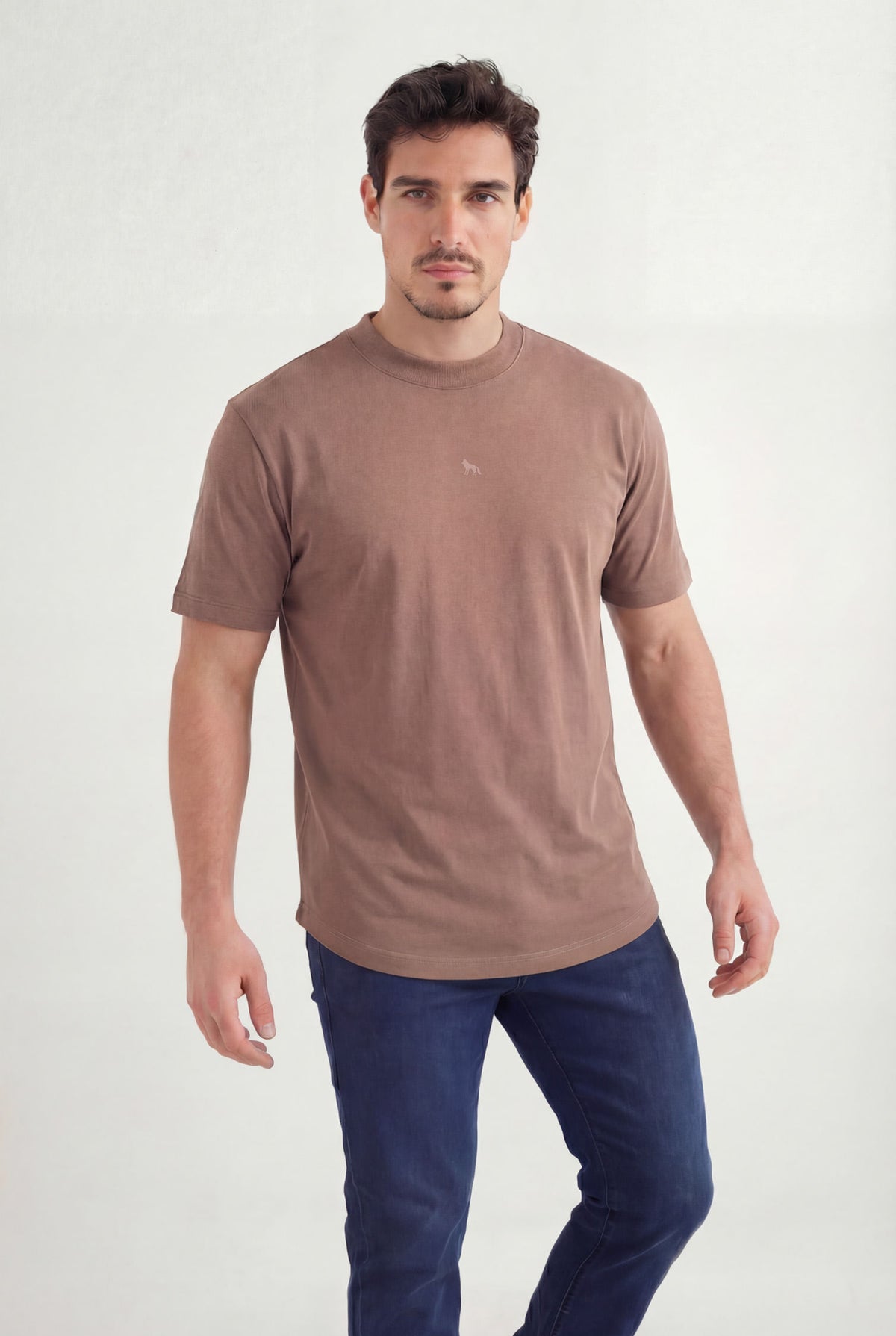 Camiseta Lobo Frontal Masculina Acostamento Marrom Castanho