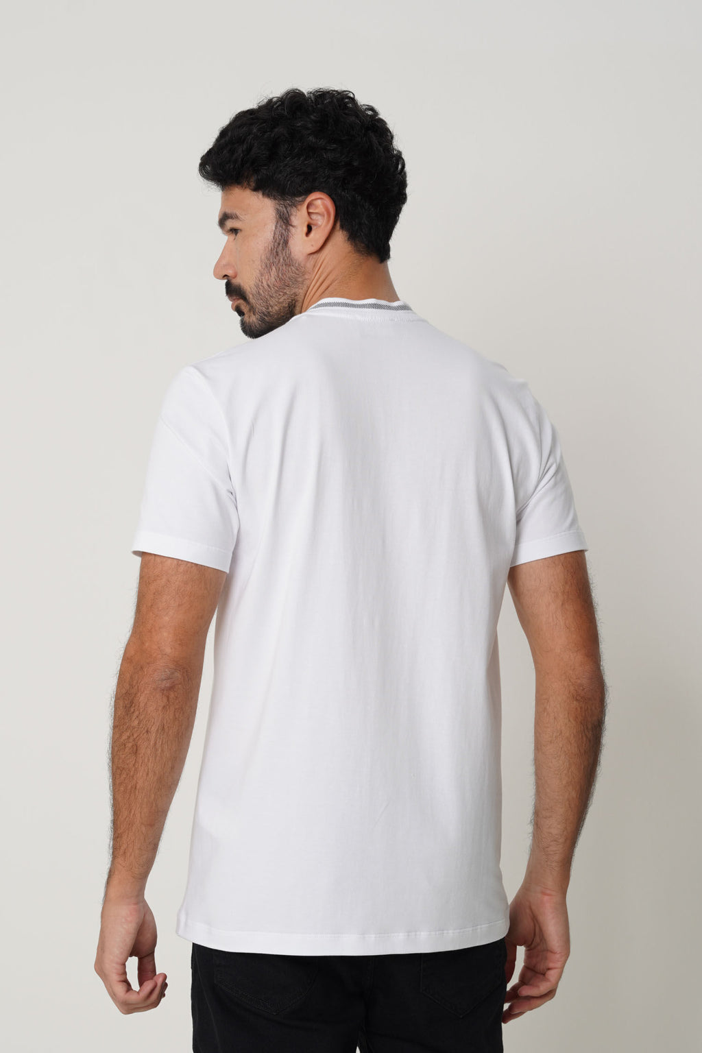 Camiseta Elastano Lobo Masculina Acostamento Branco