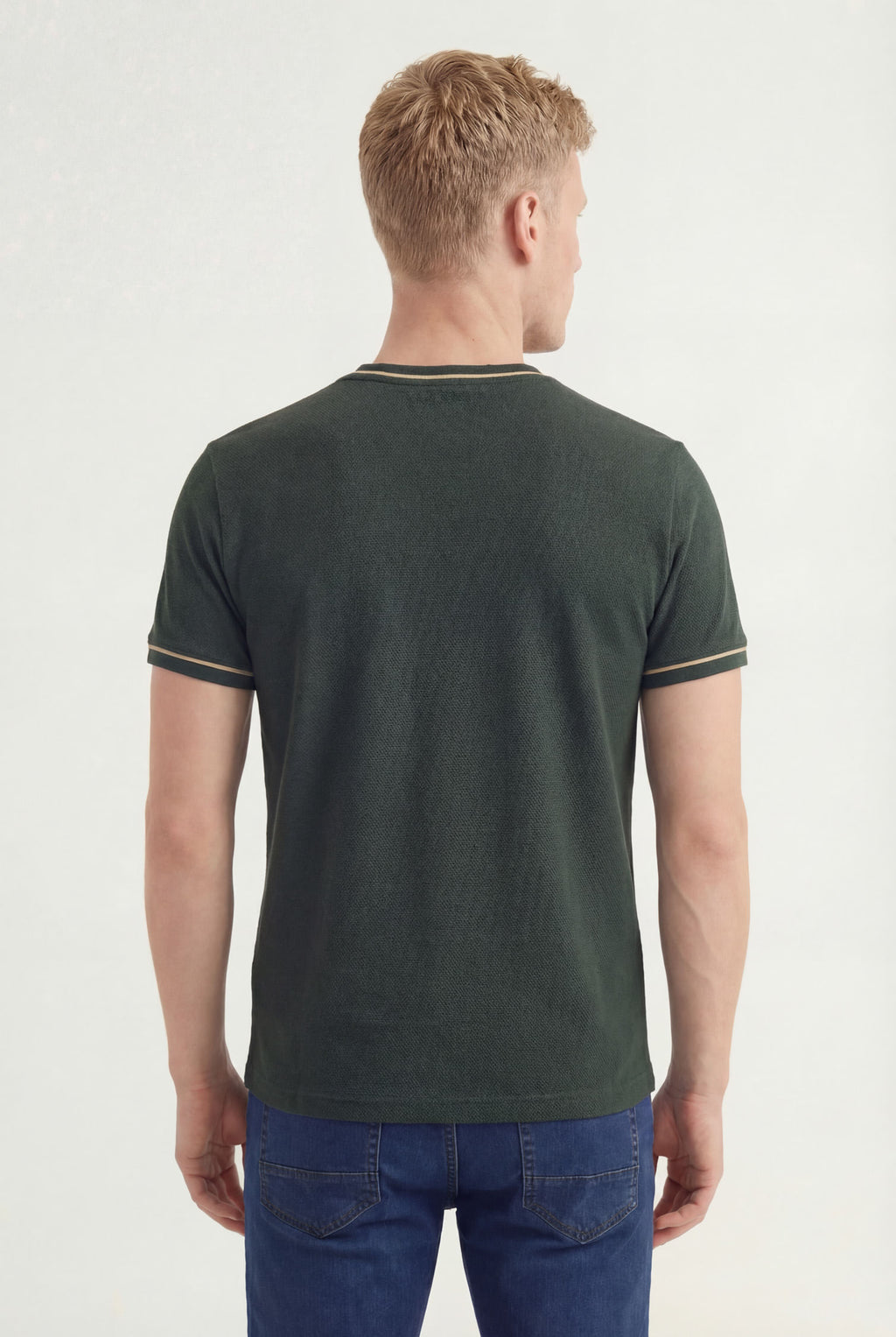 Camiseta Clássica Masculina Acostamento Verde Folhagem