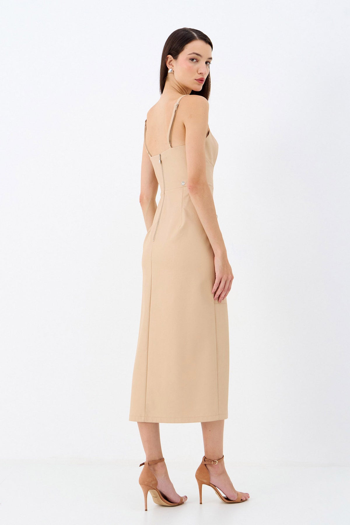 Vestido Midi PU Fenda Frontal ACT Feminino Sand