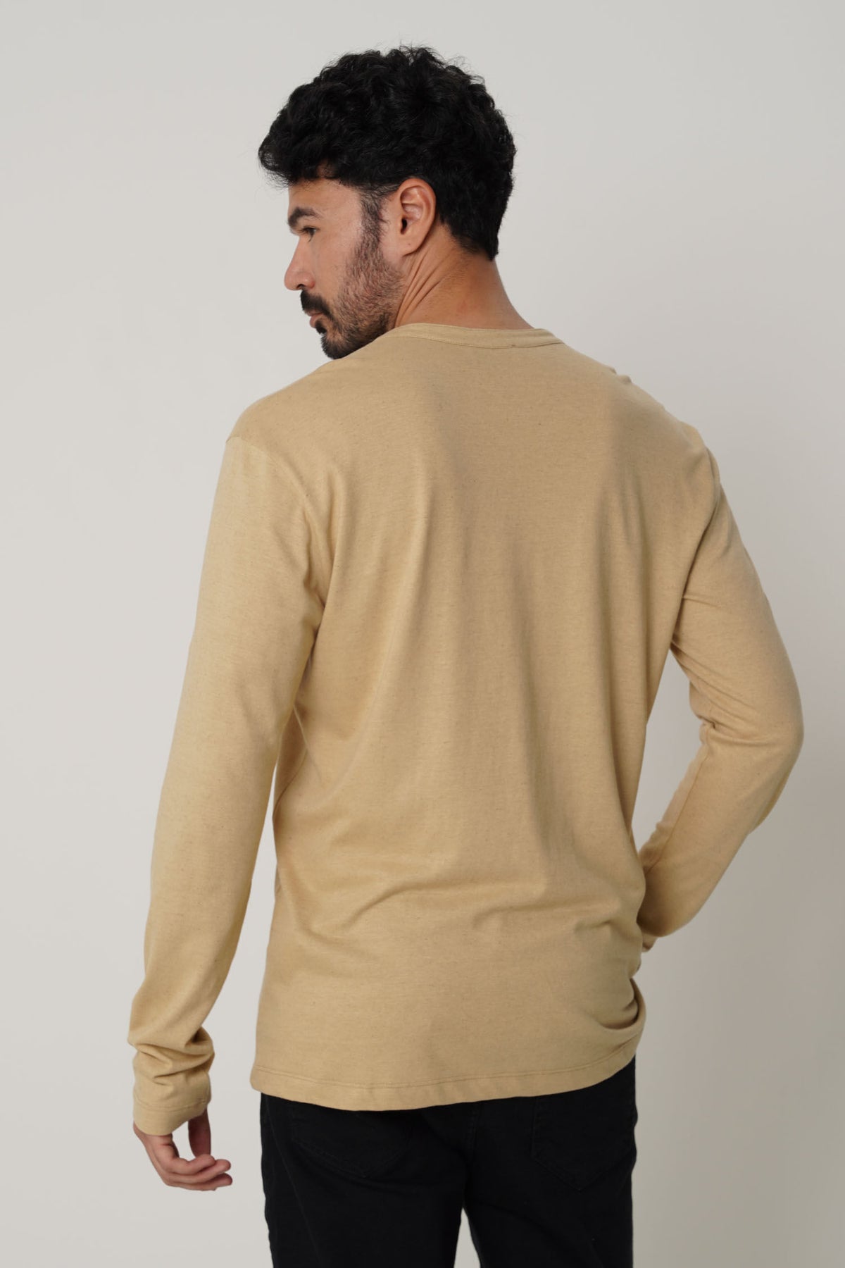 Camiseta Manga Longa Bordada Masculina Acostamento Bege