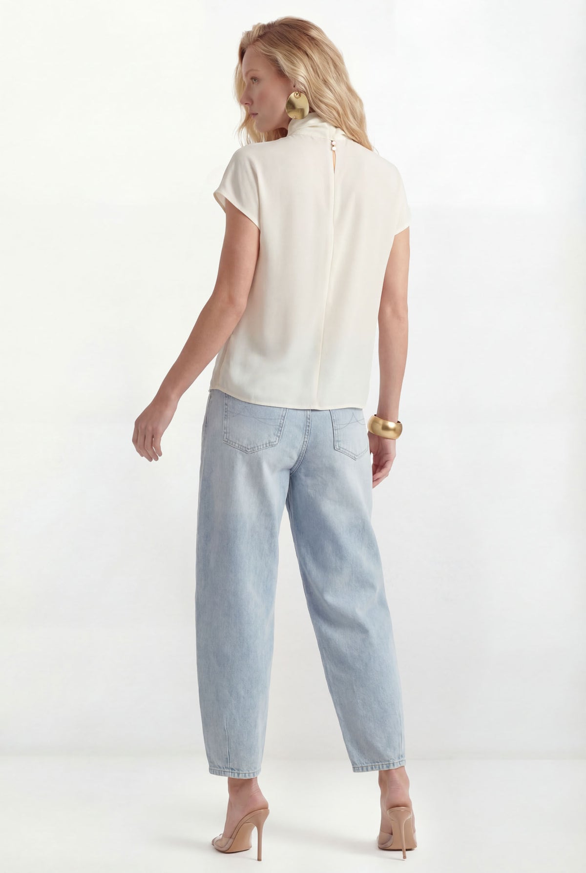 Blusa Manga Curta Com Lenço ACT Feminina Off White