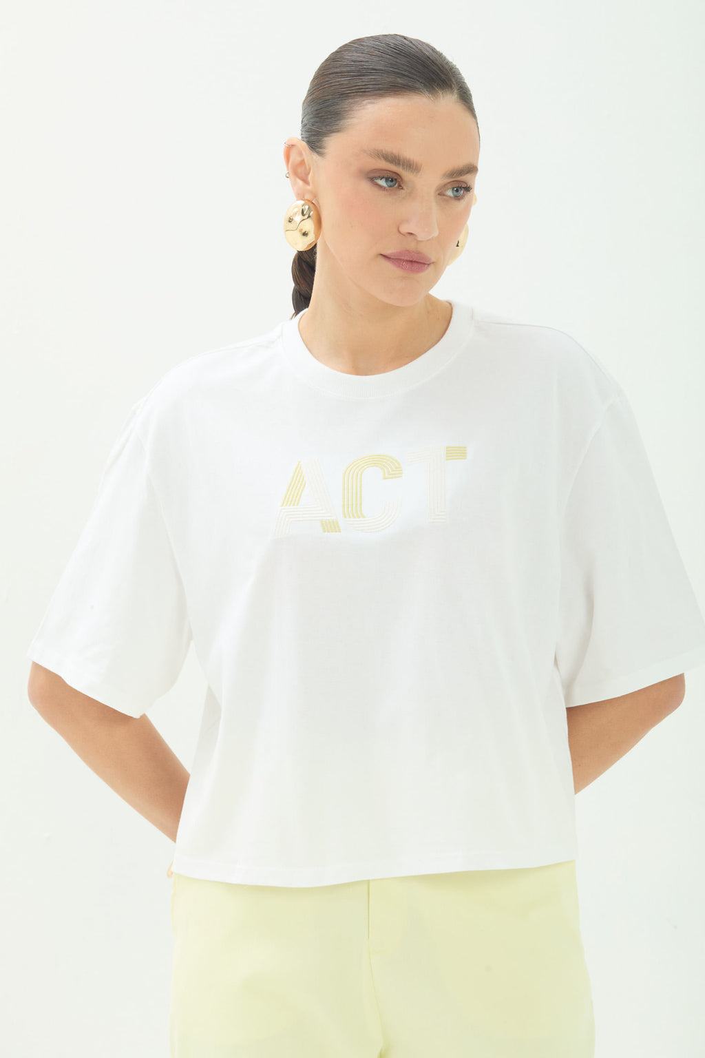 T-Shirt Ampla Casual  ACT Feminino Off White