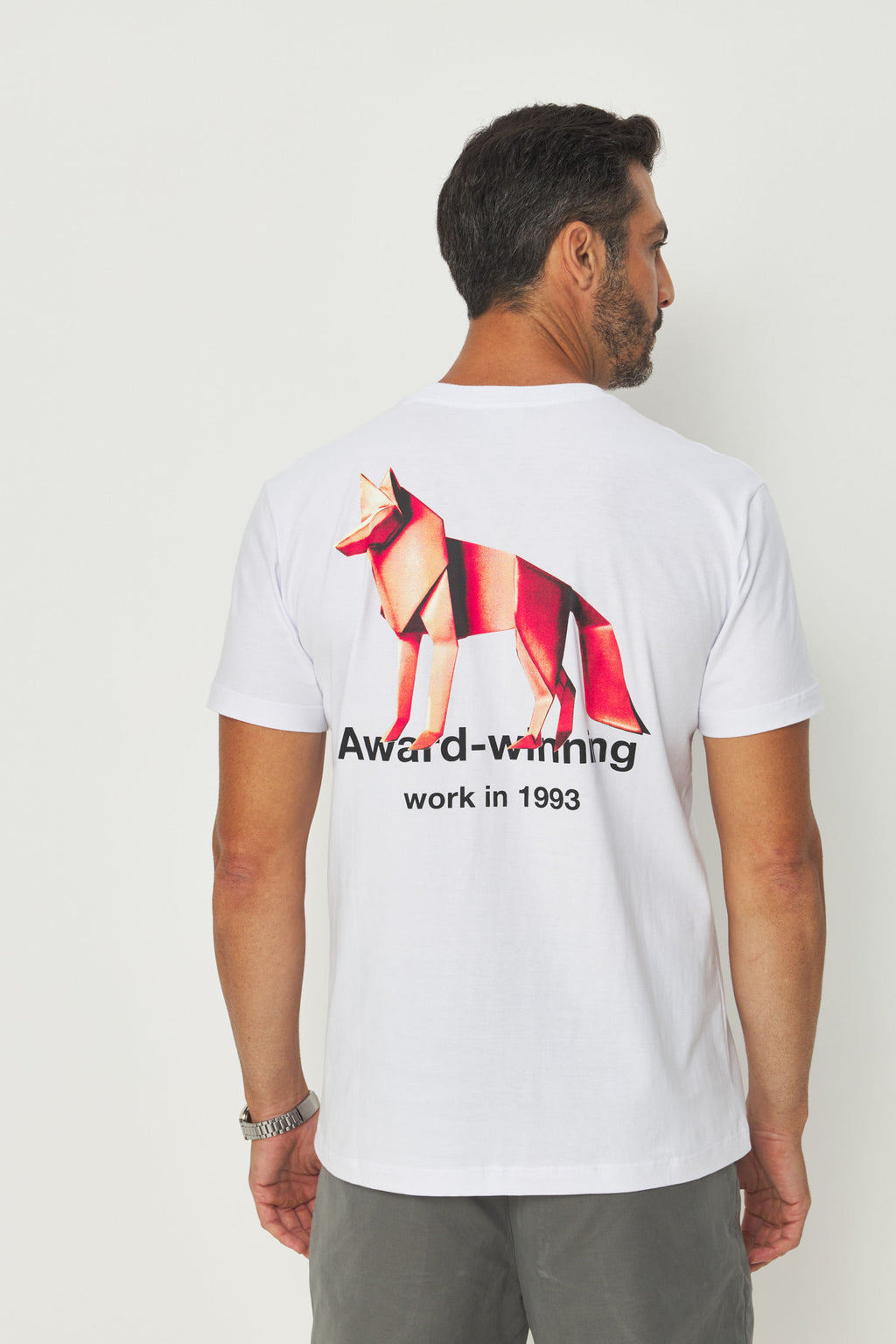 Camiseta Lobo Geométrico Masculino Acostamento Branco