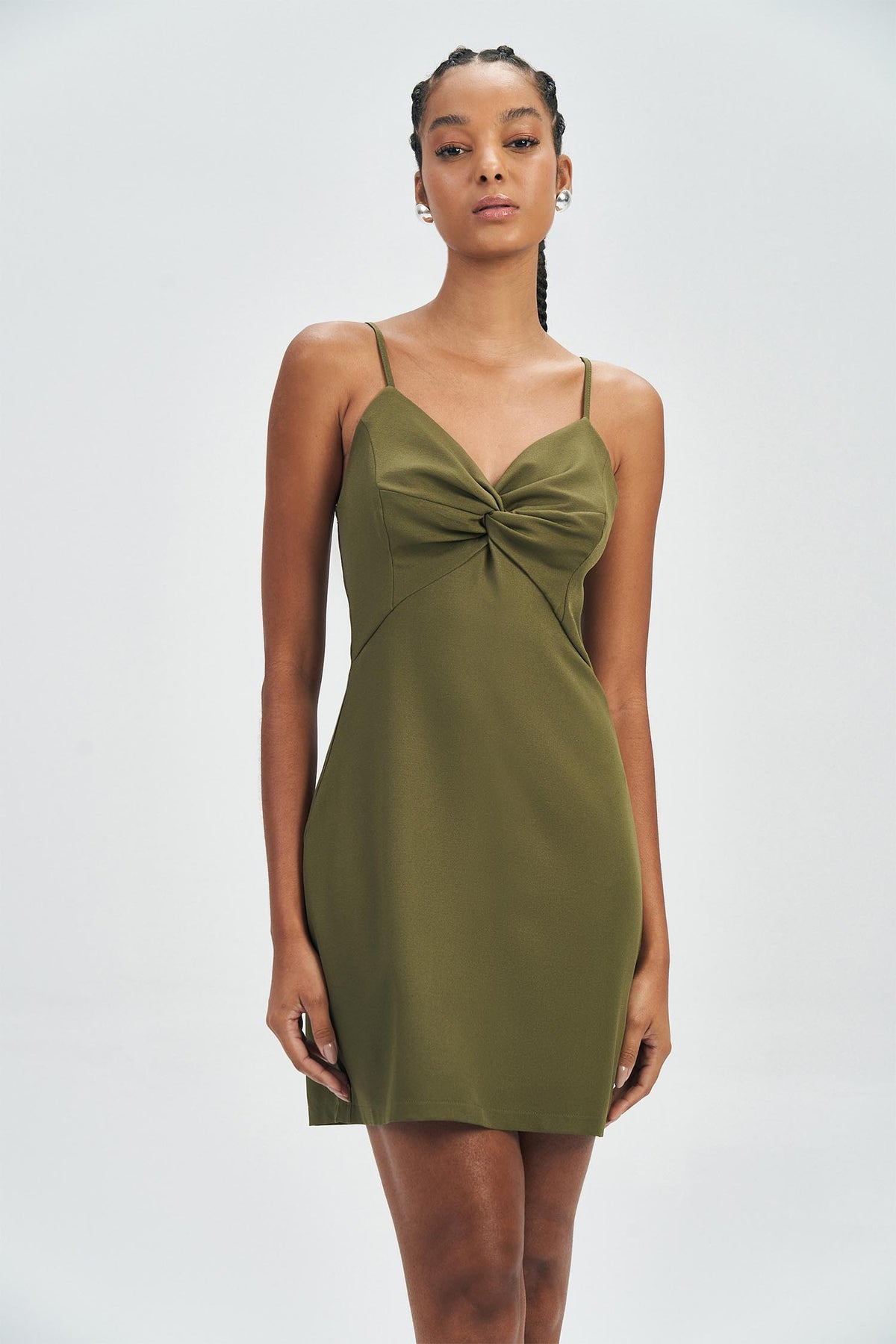 Vestido Curto Torção Feminino Acostamento Oliva
