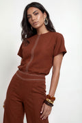 Blusa Sem Cava Com Bordado ACT Feminina Redwood