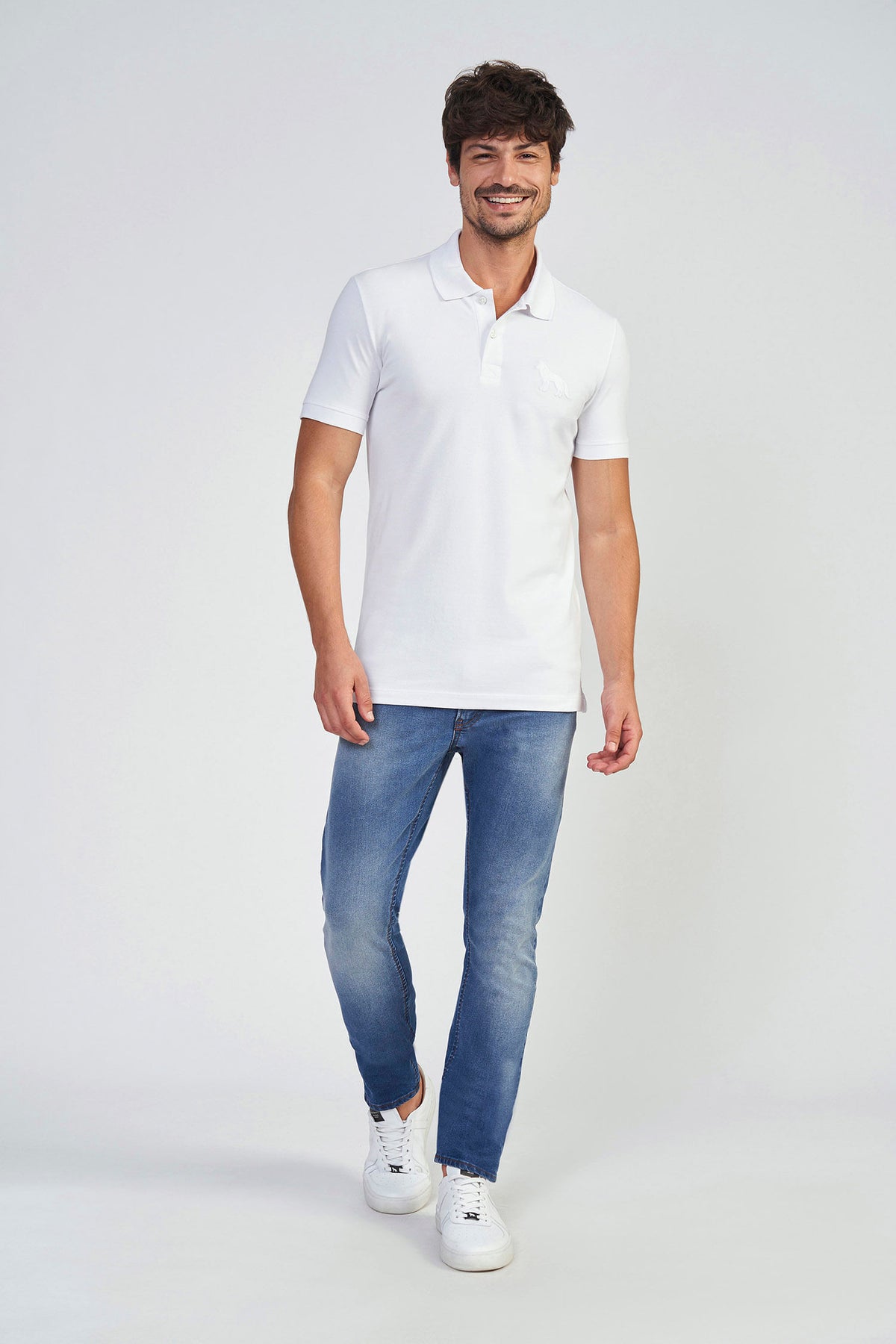 Polo Wolf Max Masculina Acostamento Branco