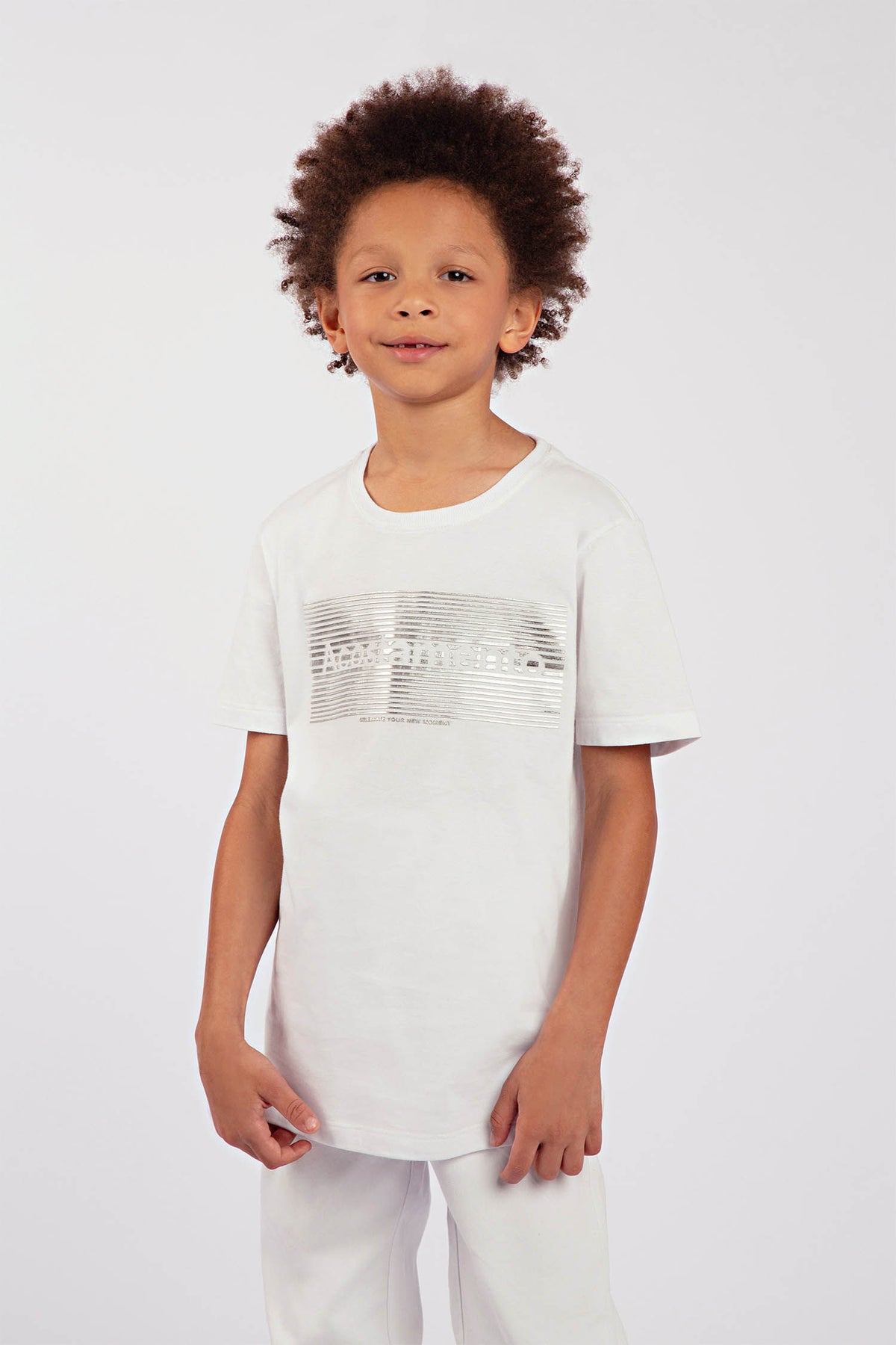 Camiseta Celebrate Menino Acostamento Kids Branco
