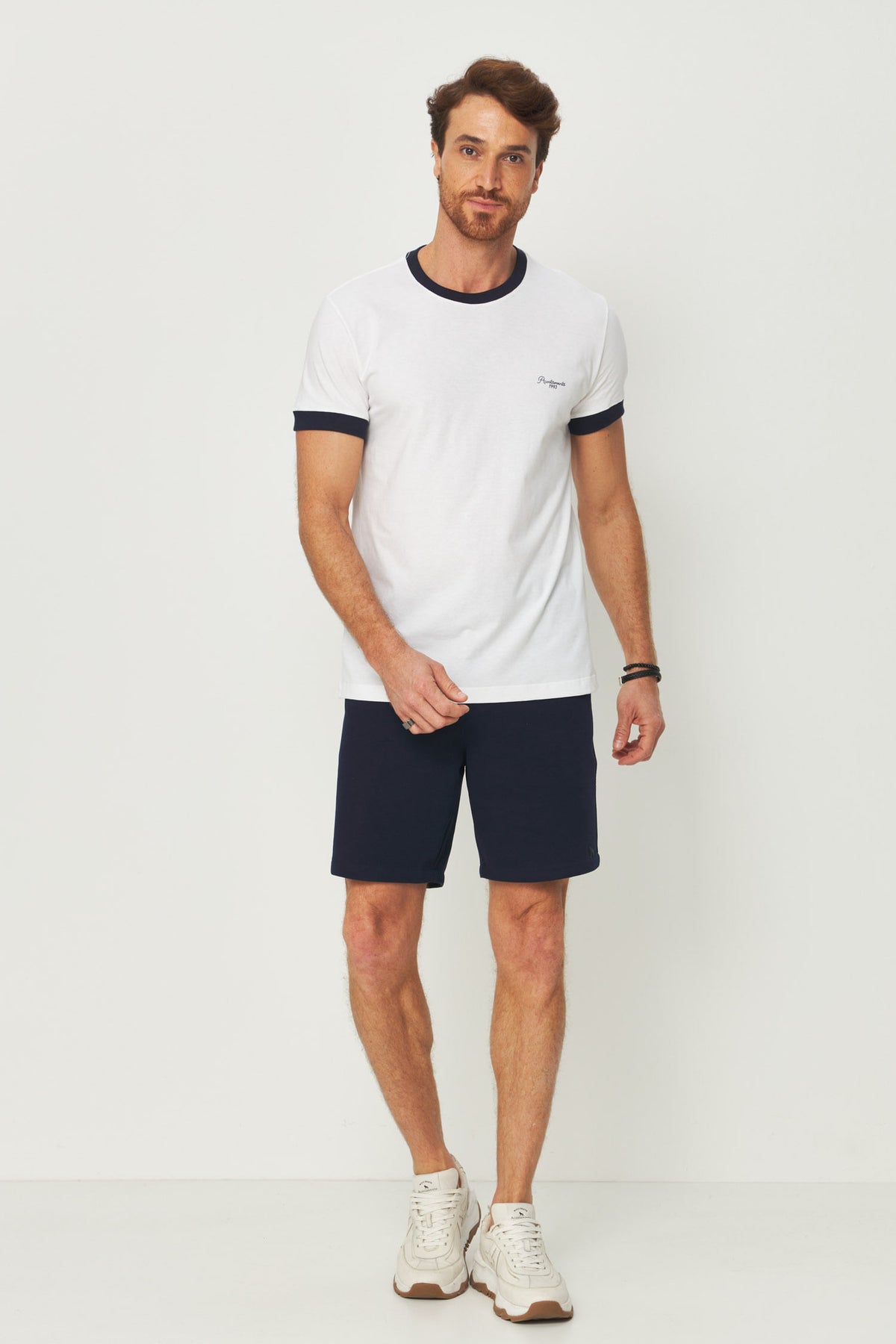 Camiseta Estilo Retrô Masculino Acostamento Off White