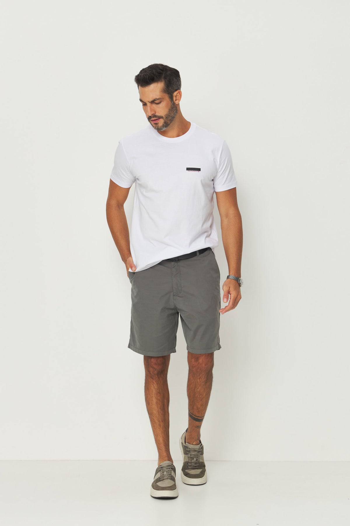 Camiseta Lobo Geométrico Masculino Acostamento Branco