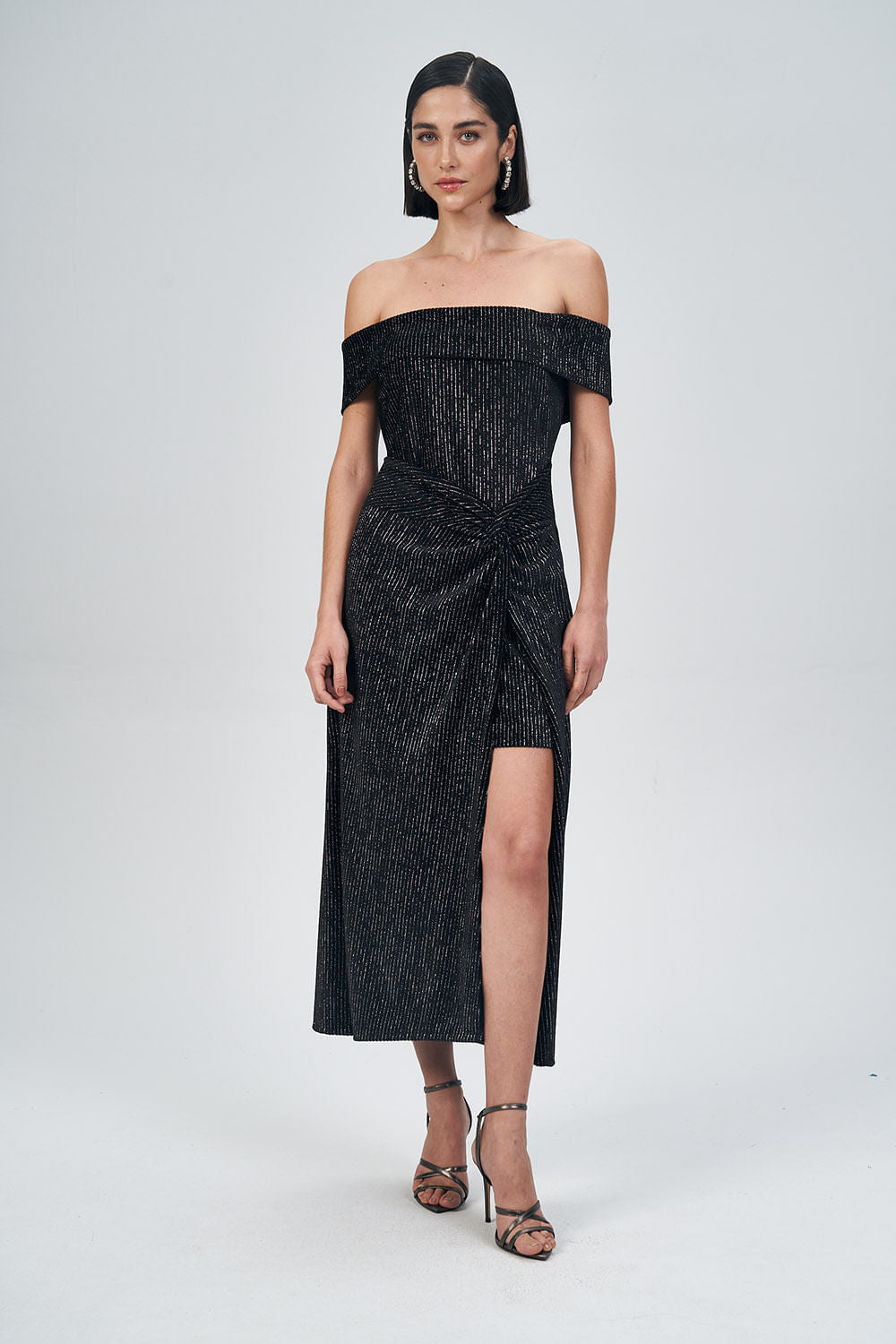 Vestido Decote Ombro A Ombro Feminino Acostamento Preto C/ Silver