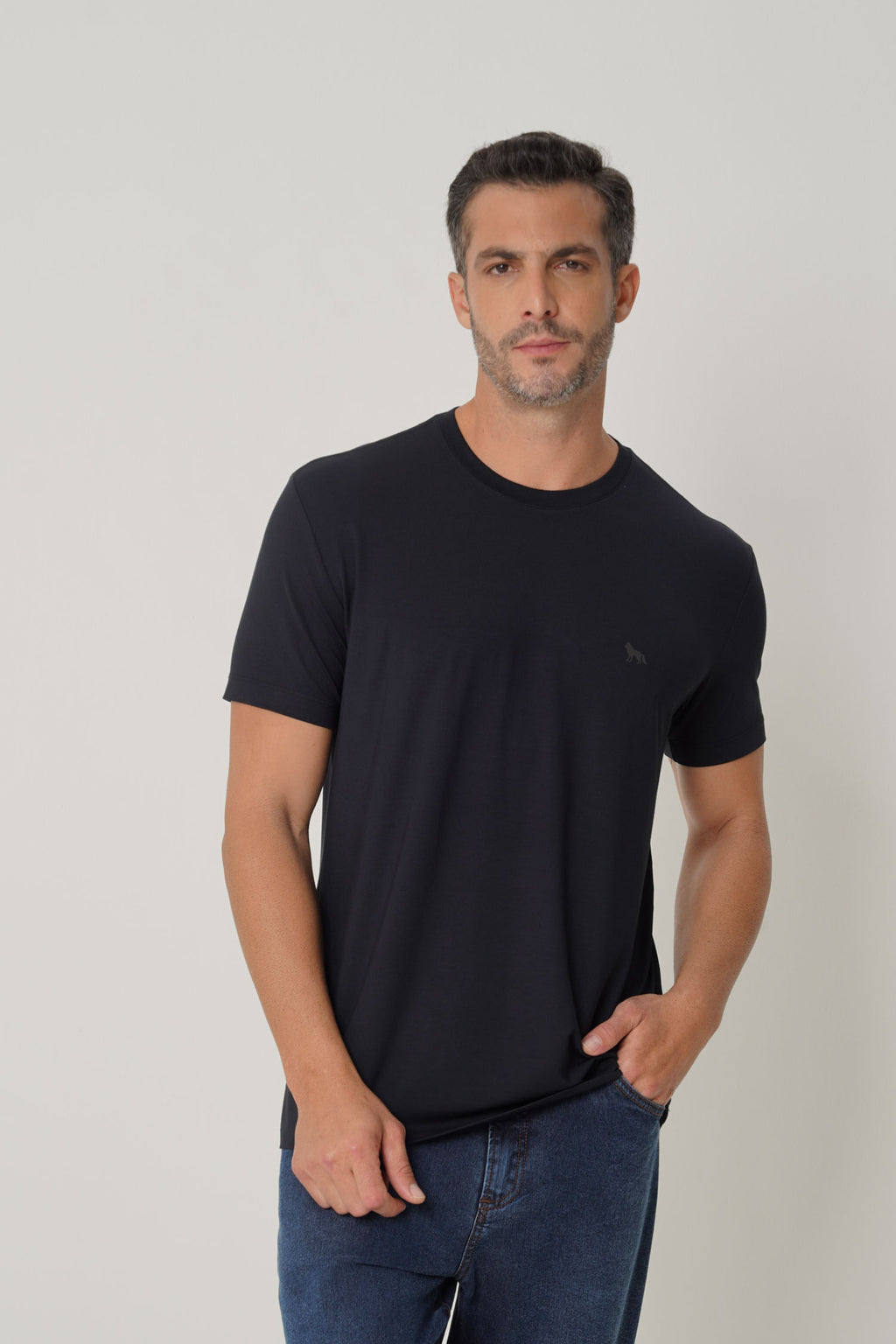 Camiseta Modal Wolf Masculina Acostamento Preto