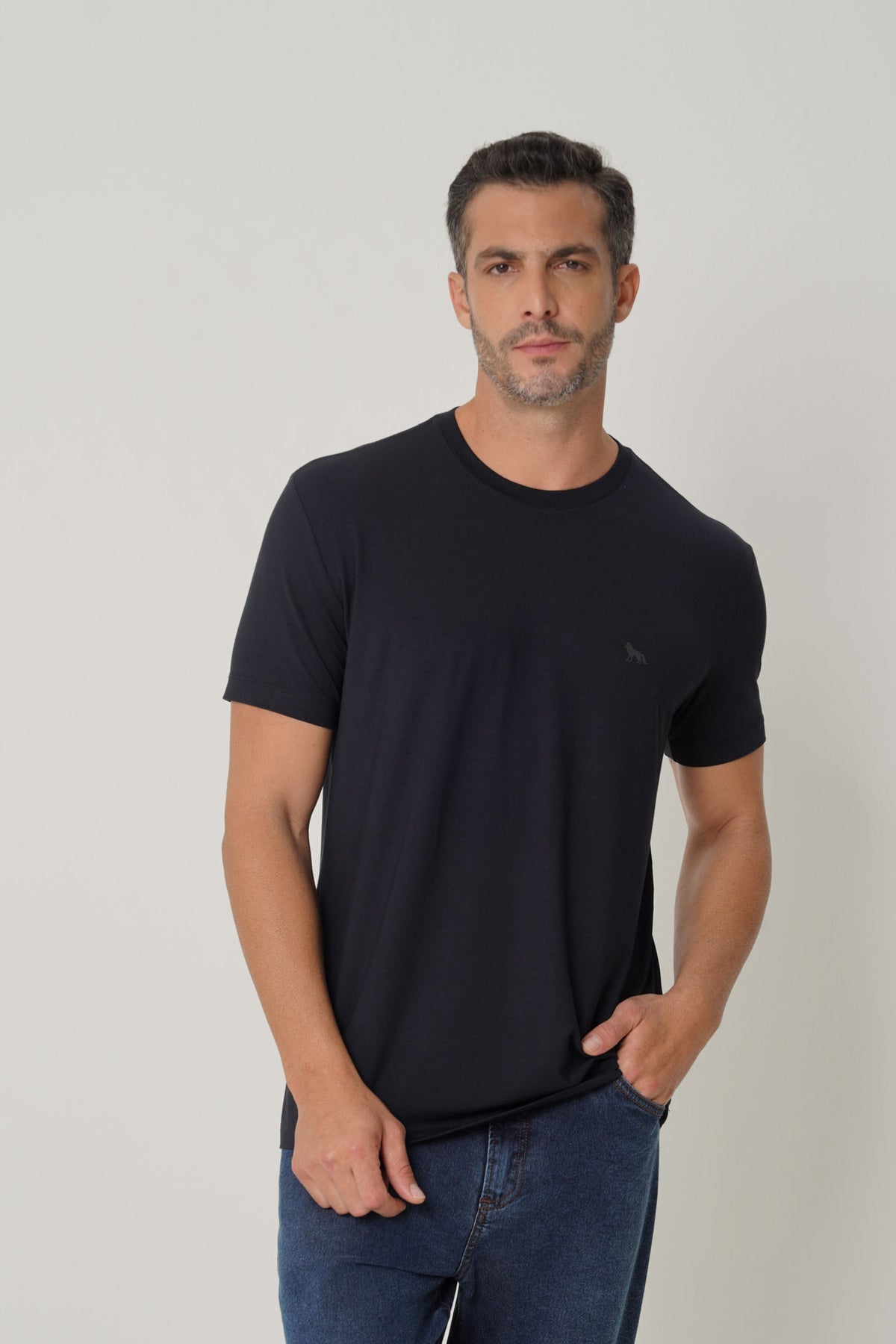 Camiseta Modal Wolf Masculina Acostamento Preto