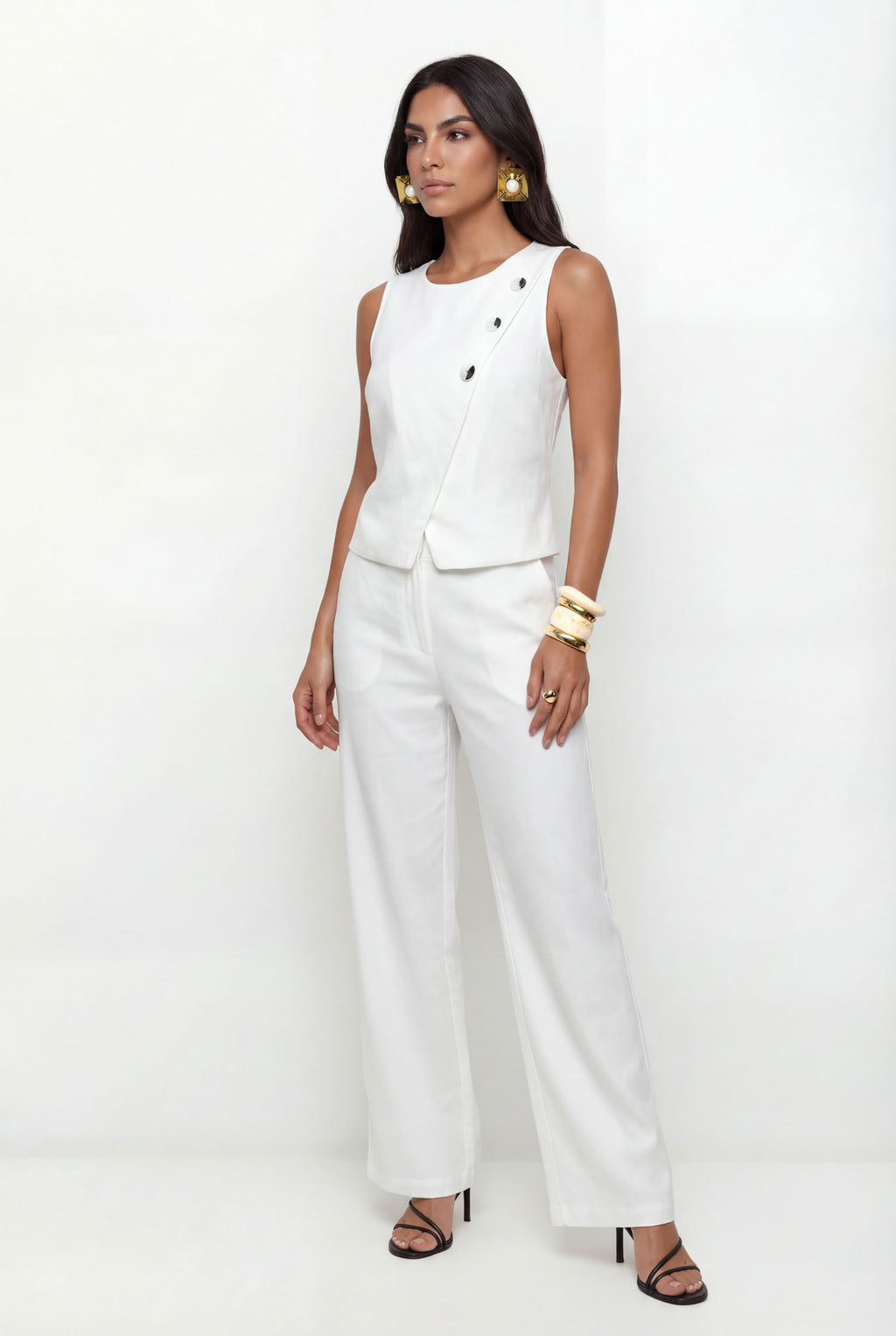Blusa Com Aviamento No Busto ACT Feminina Off White