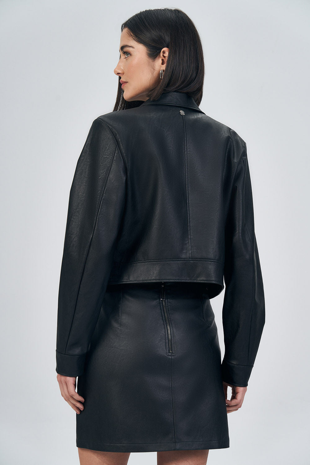 Jaqueta Pocket Black PU Feminina Acostamento Red Velvet