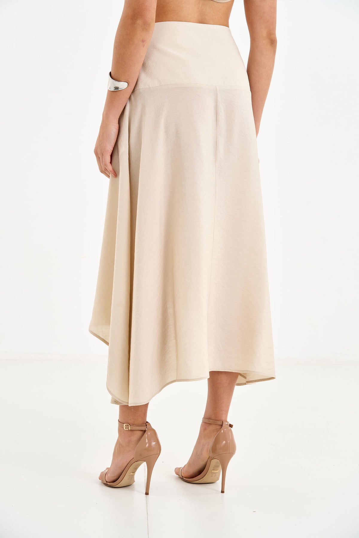 Saia Midi Assimétrica ACT Feminino Sand