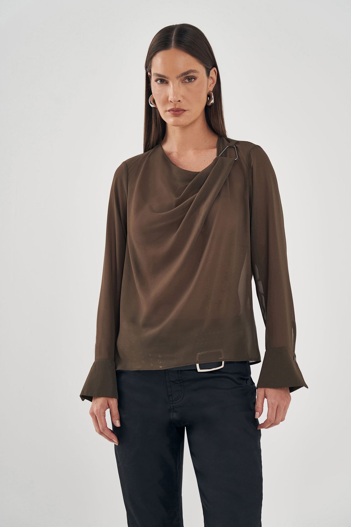 Blusa Com Transparência Metal Feminina Inblanche Oliva