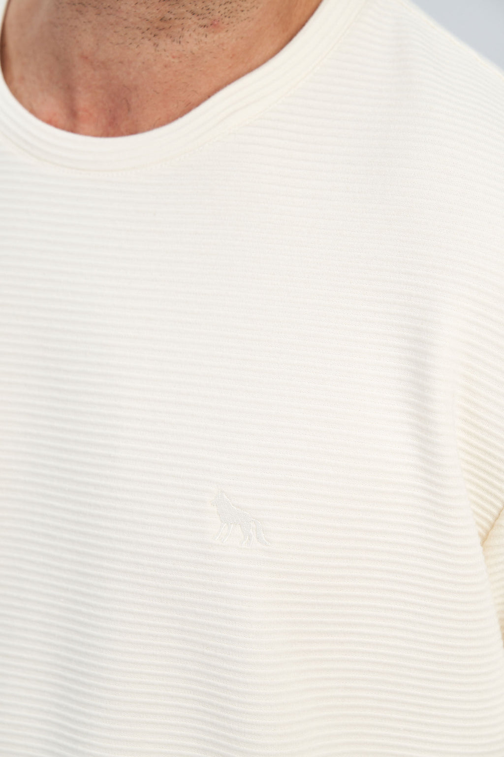 Camiseta Malha Berlim Masculina Acostamento Off White
