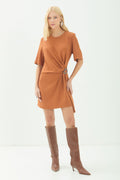 Vestido Curto Com Argola Lateral ACT Feminino Sepia