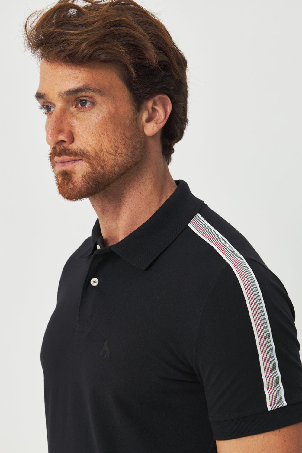 Polo Detalhe Ombro Masculina Acostamento Preto