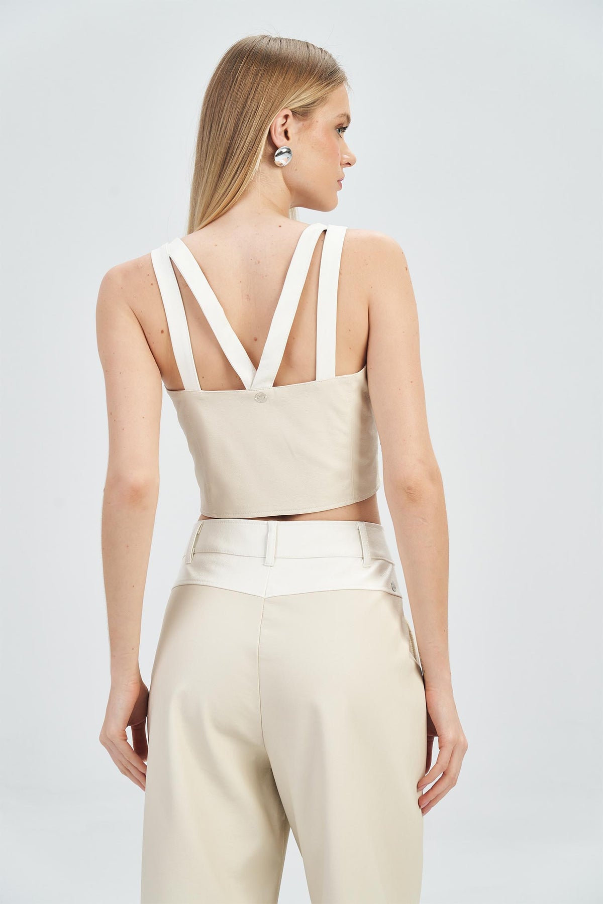 Top PU Duo Color Feminino Acostamento Preto C/ Off White