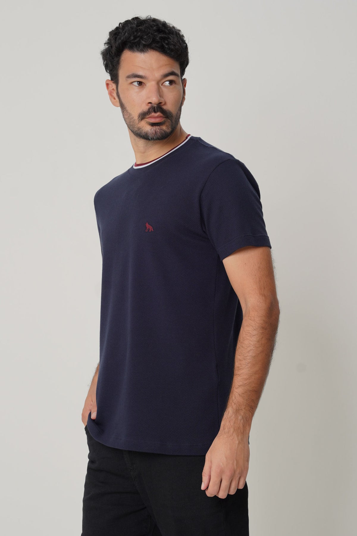 Camiseta Casual Com Bordado Masculina Acostamento Marinho
