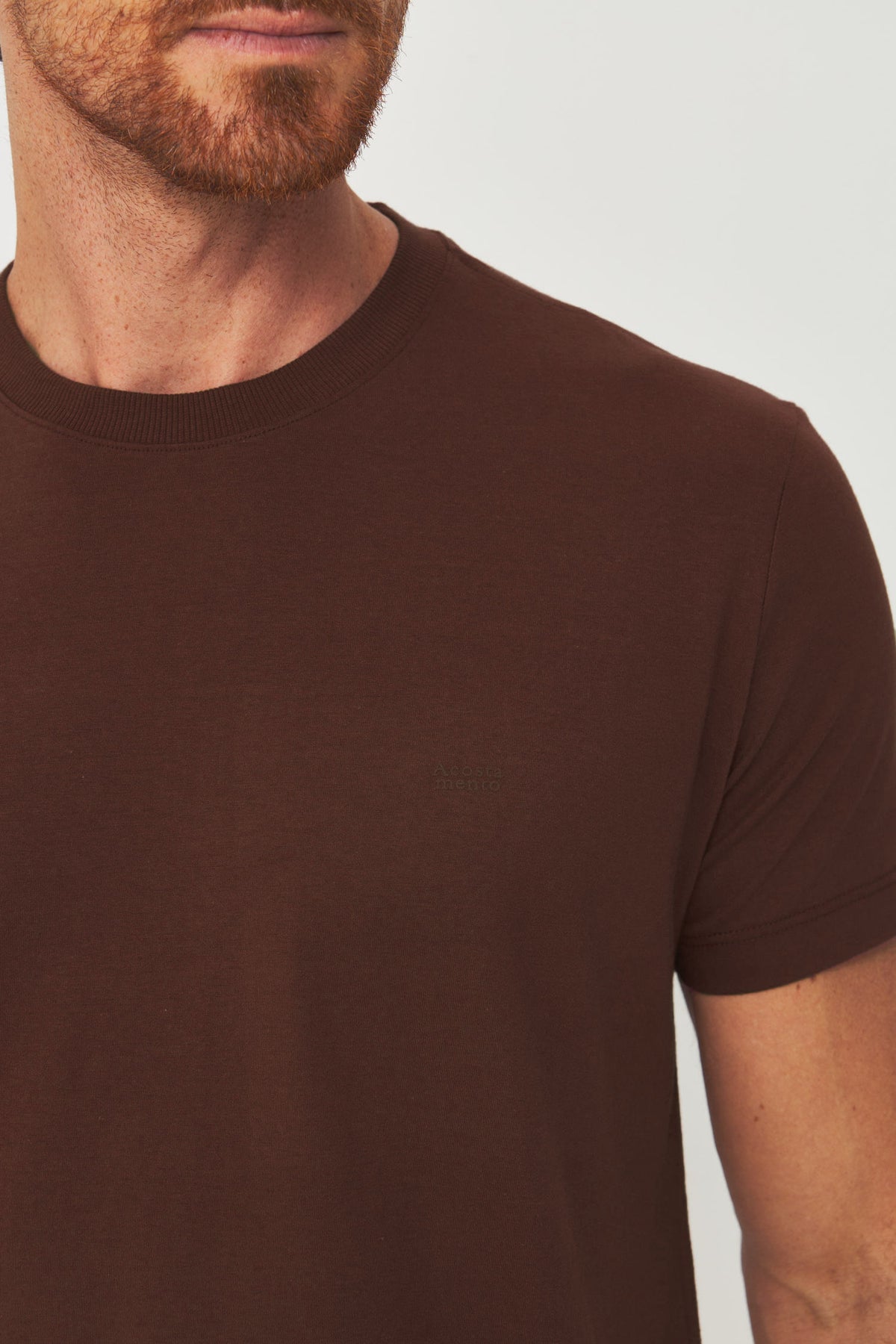 Camiseta Básica Clean Masculina Acostamento Marrom Ipe