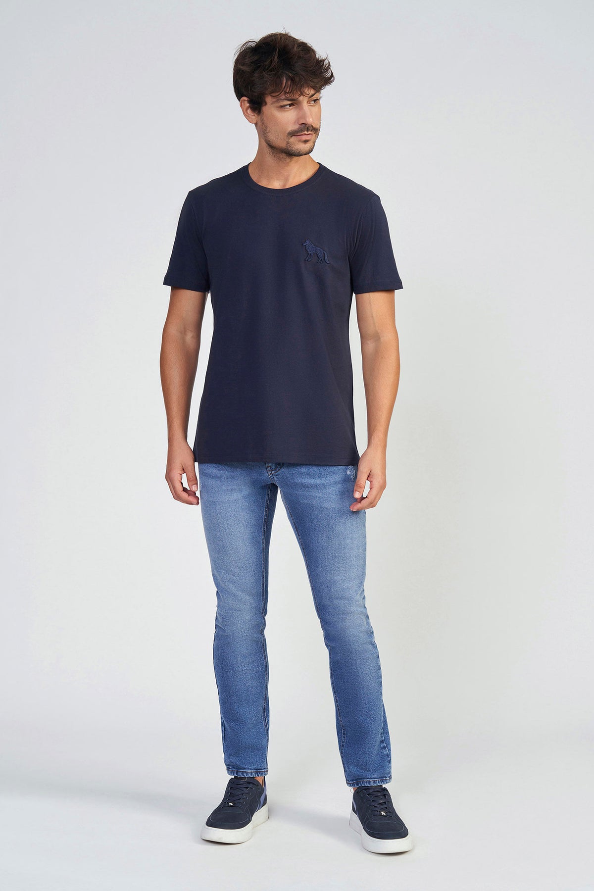 Camiseta Bordado Max Masculina Acostamento Verde Militar