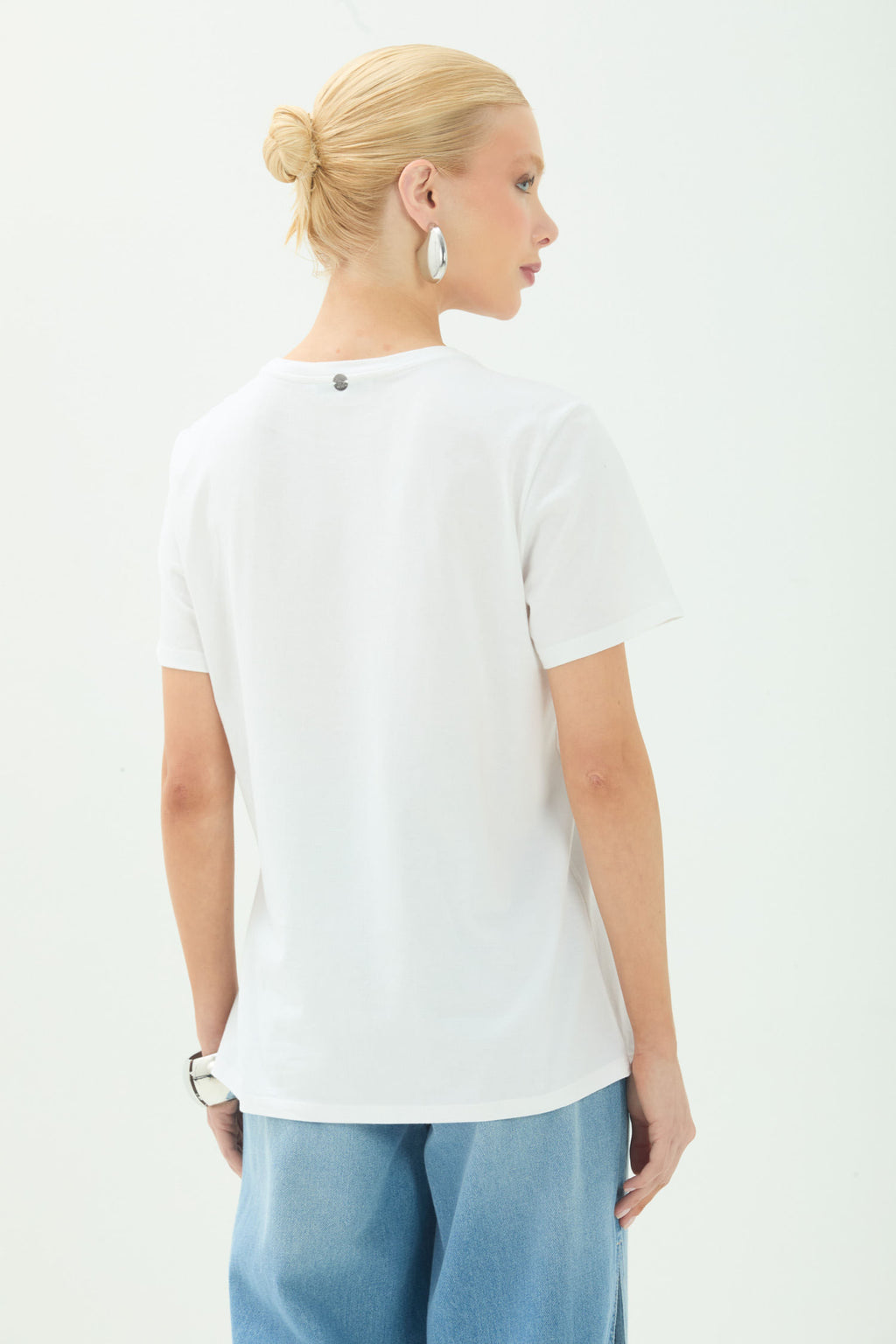 T-shirt Básica Moderna ACT Feminina Off White