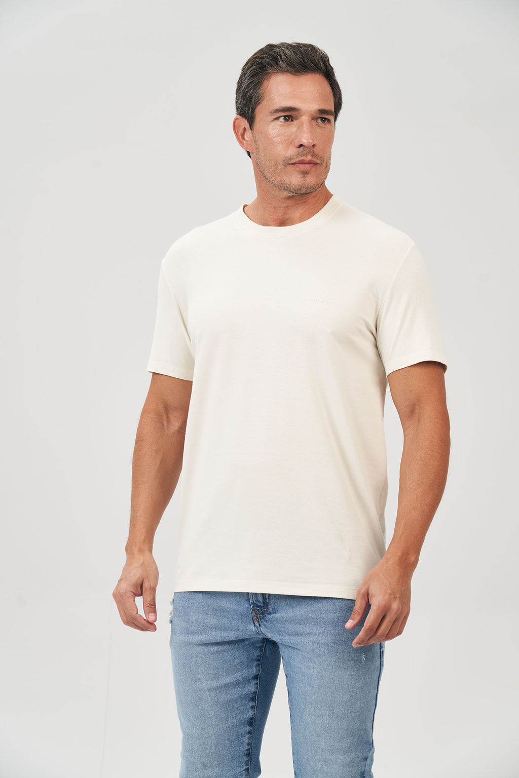 Camiseta Basic Masculina Acostamento Off White
