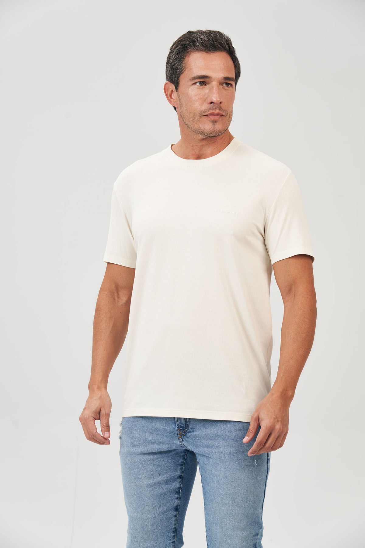 Camiseta Basic Masculina Acostamento Off White