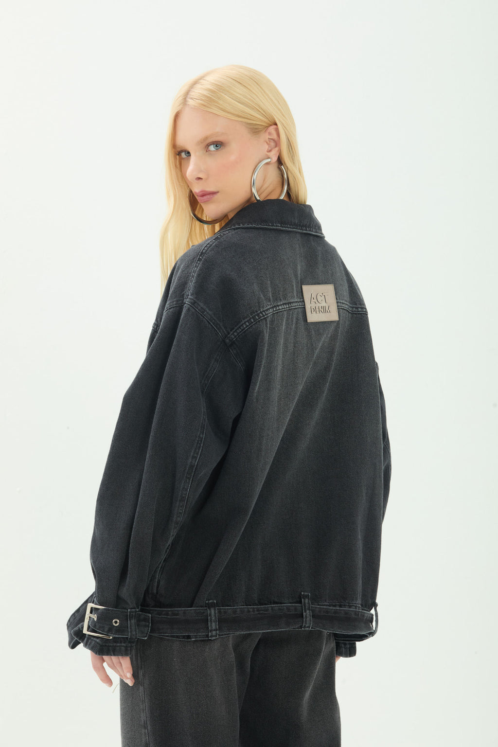 Jaqueta Jeans Urban ACT Feminina Jeans Escuro