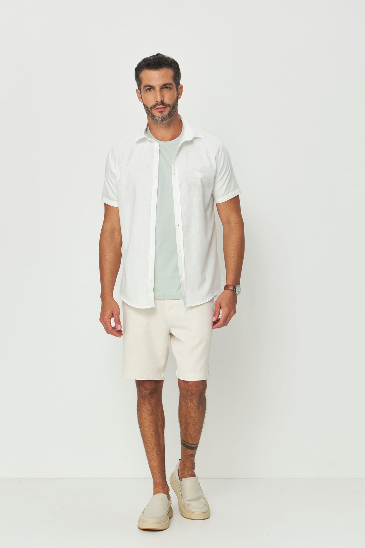 Bermuda Linho com Bolso Faca Masculino Acostamento Natural