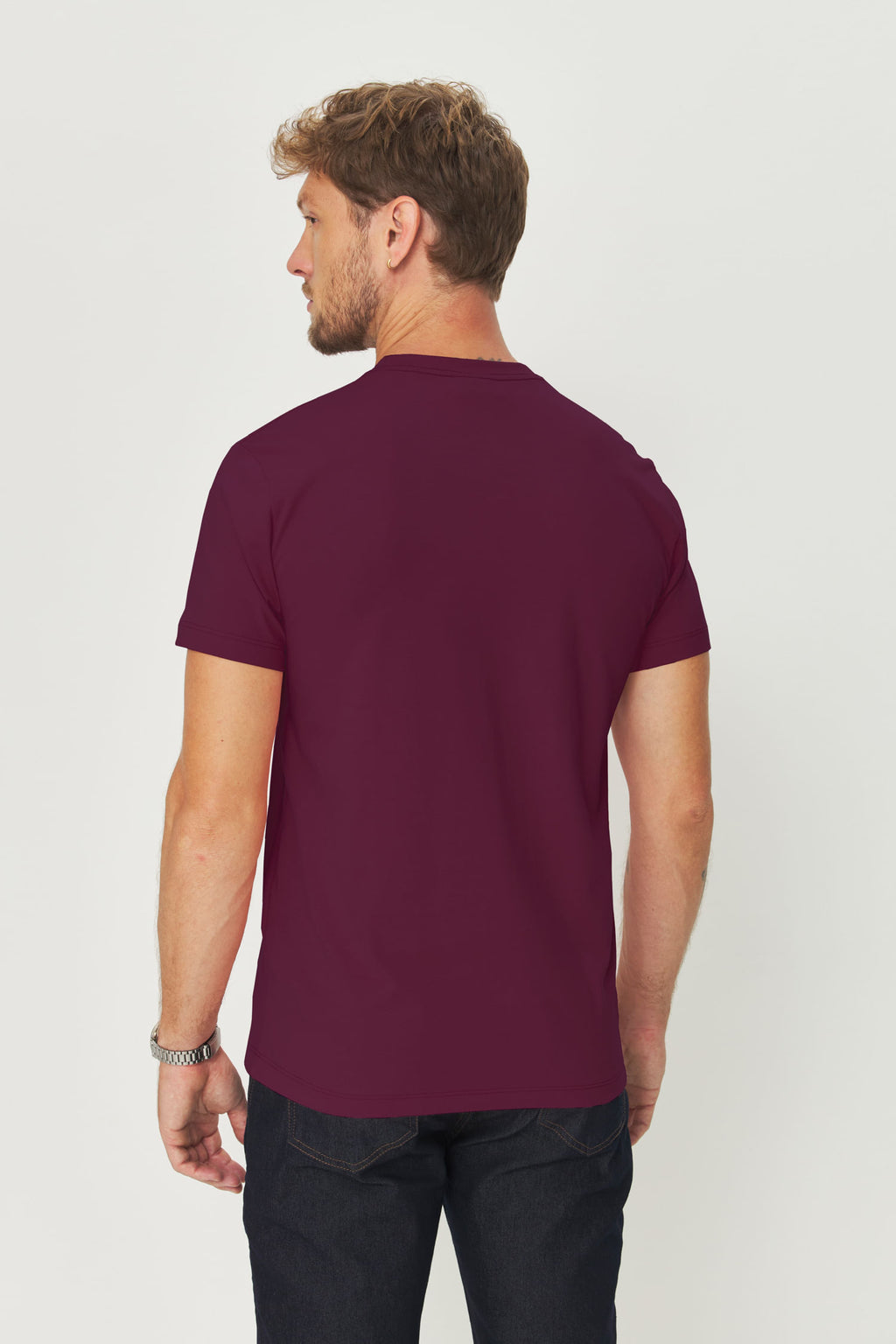 Camiseta Básica Lobo Bordado Masculina Acostamento Vinho Syrah