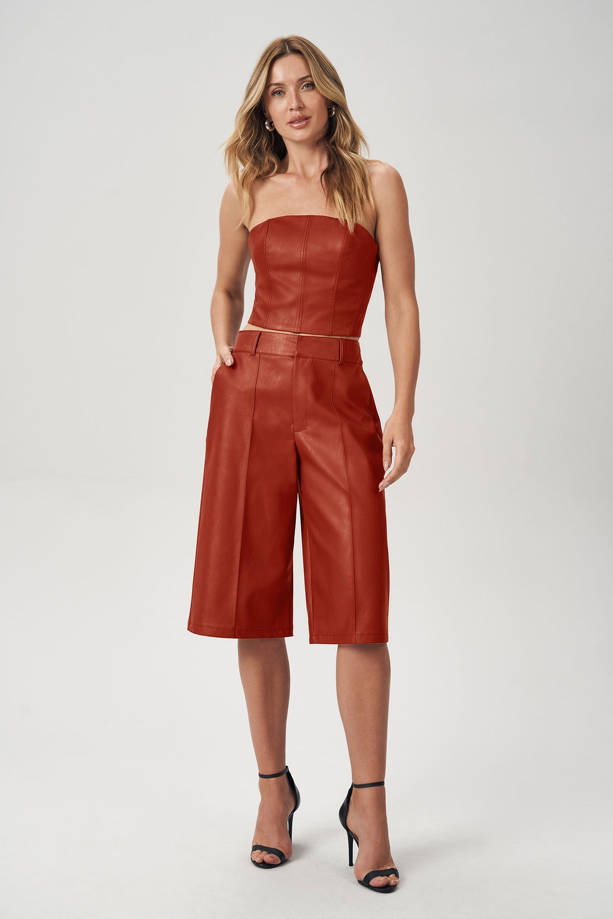 Top Corset PU Feminino Acostamento Areia