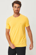 Camiseta Essential Lobo Masculina Acostamento Amarelo Manga