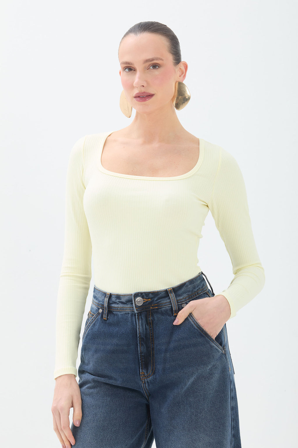 Blusa Básica Manga Longa Decote Quadrado ACT Feminino Light Yellow