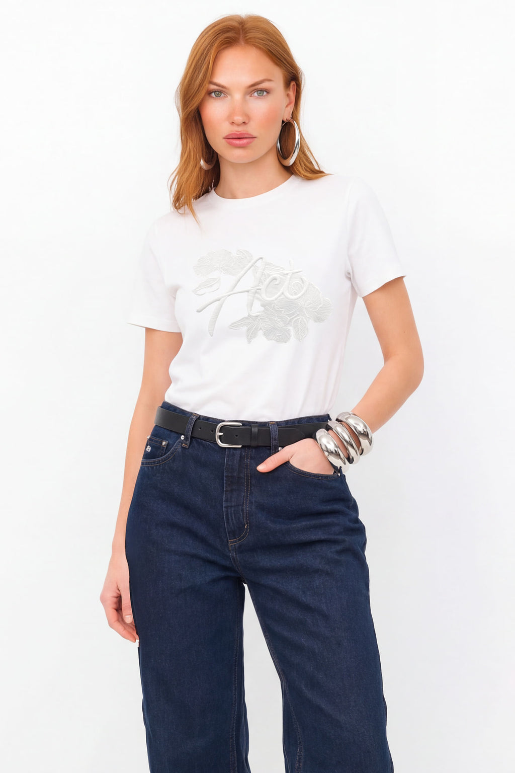 T-Shirt Com Bordado Em Relevo ACT Feminina Off White
