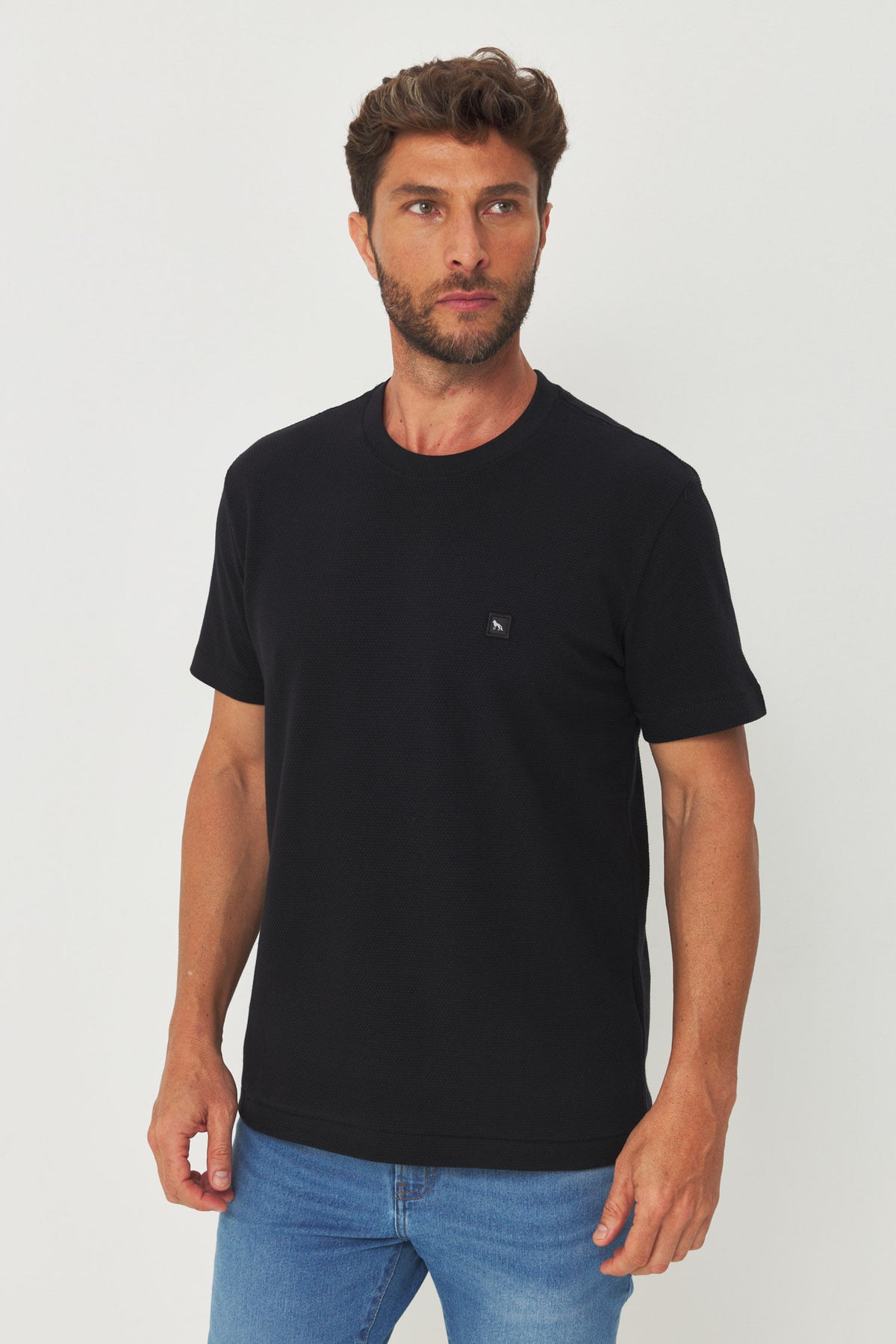 Camiseta Square Minimalista Masculina Acostamento Preto