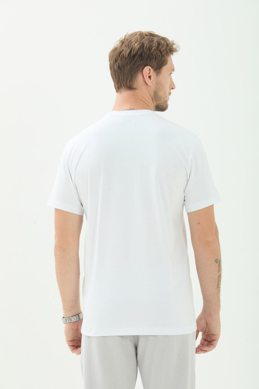 Camiseta Minimal Masculina Acostamento Preto