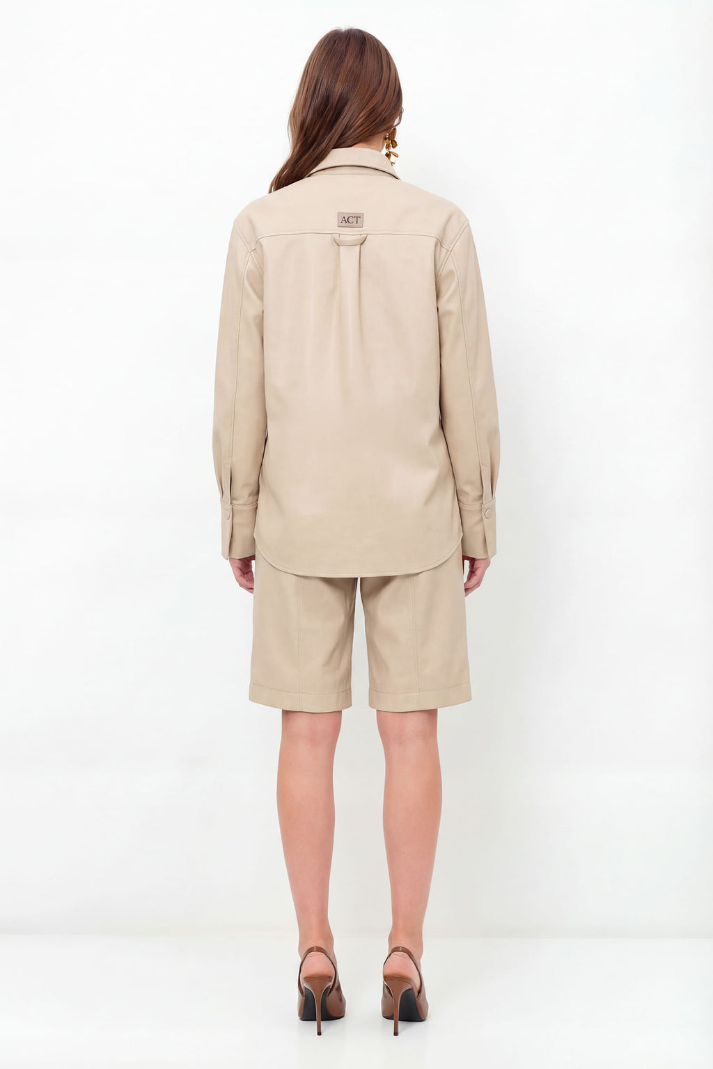 Camisa PU Com Bolso Frontal ACT Feminina Sand