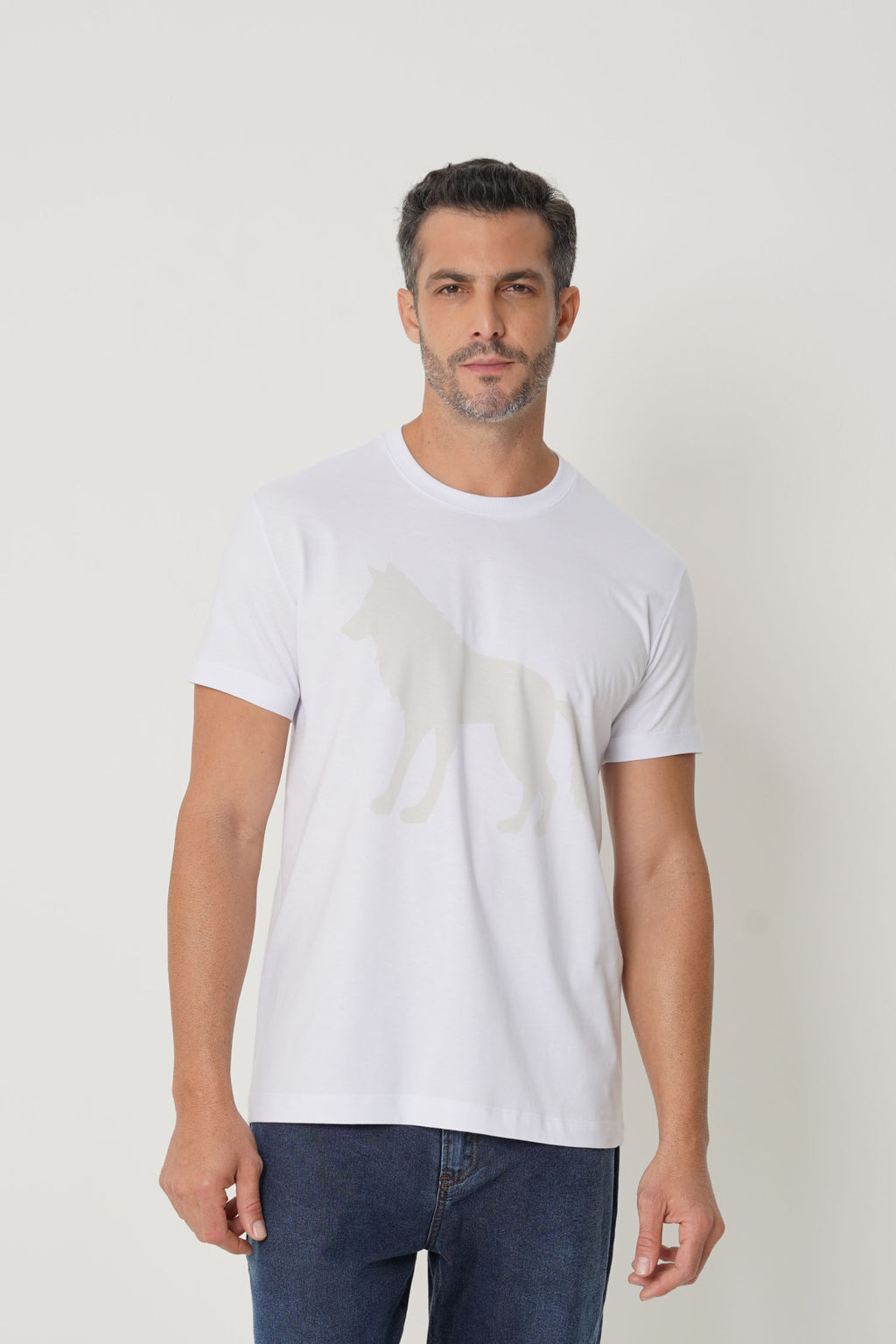 Camiseta Estampa Lobo Masculina Acostamento Branco