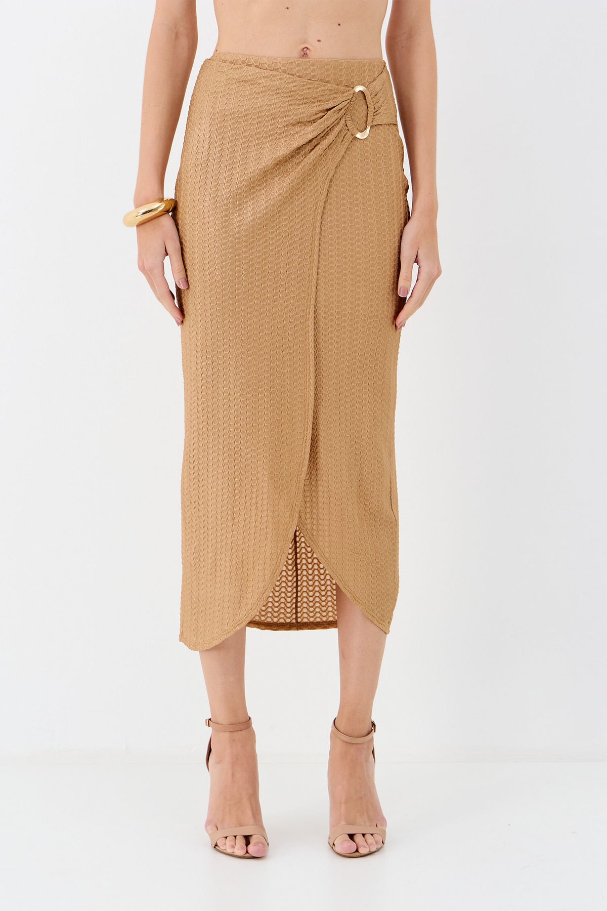 Saia Midi Texturizada com Argola Lateral ACT Feminino Sand C/ Dourado